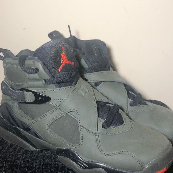 green and orange 8s